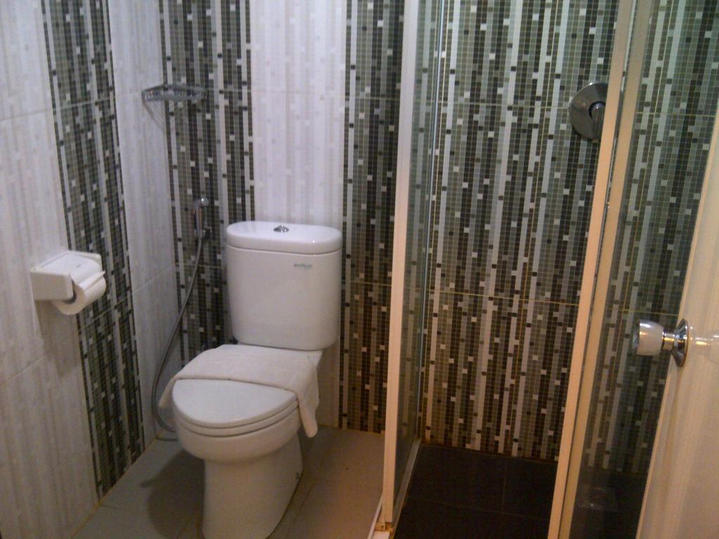 Hotel Antara Jakarta Room photo